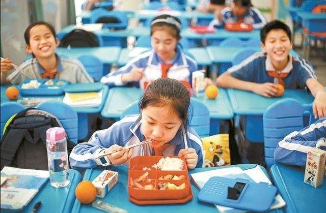 更营养 更健康 2019年深圳午餐午休学校拟再添约100所