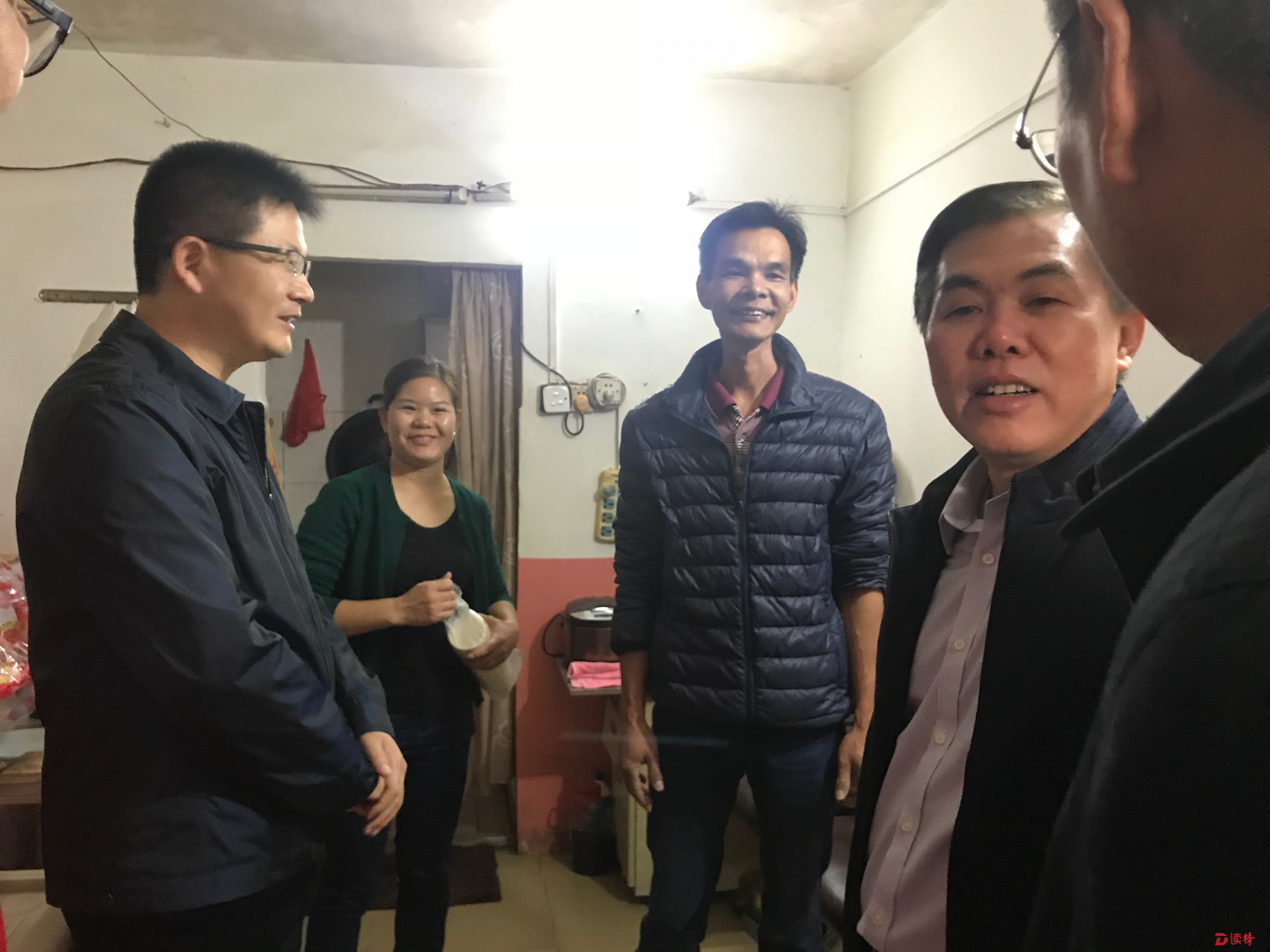 发放慰问物资近10万元！南山区总工会开展困难职工送温暖活动