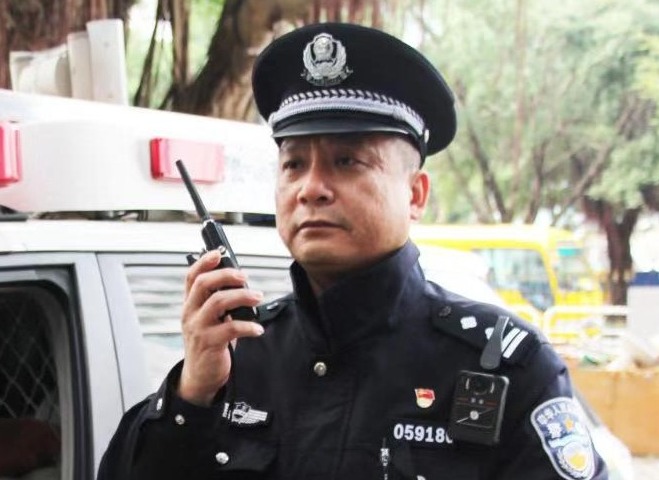 每日警星| 庄俊苏：一道流动的平安防线