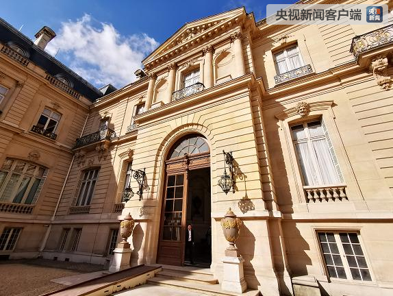 习近平会见德国总理默克尔