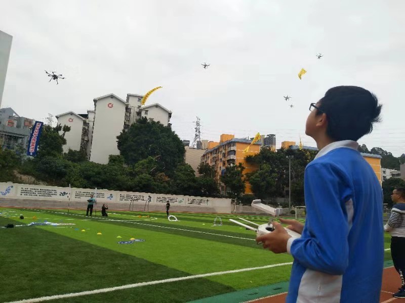2019粤港澳大湾区青少年无人机大赛在深开赛