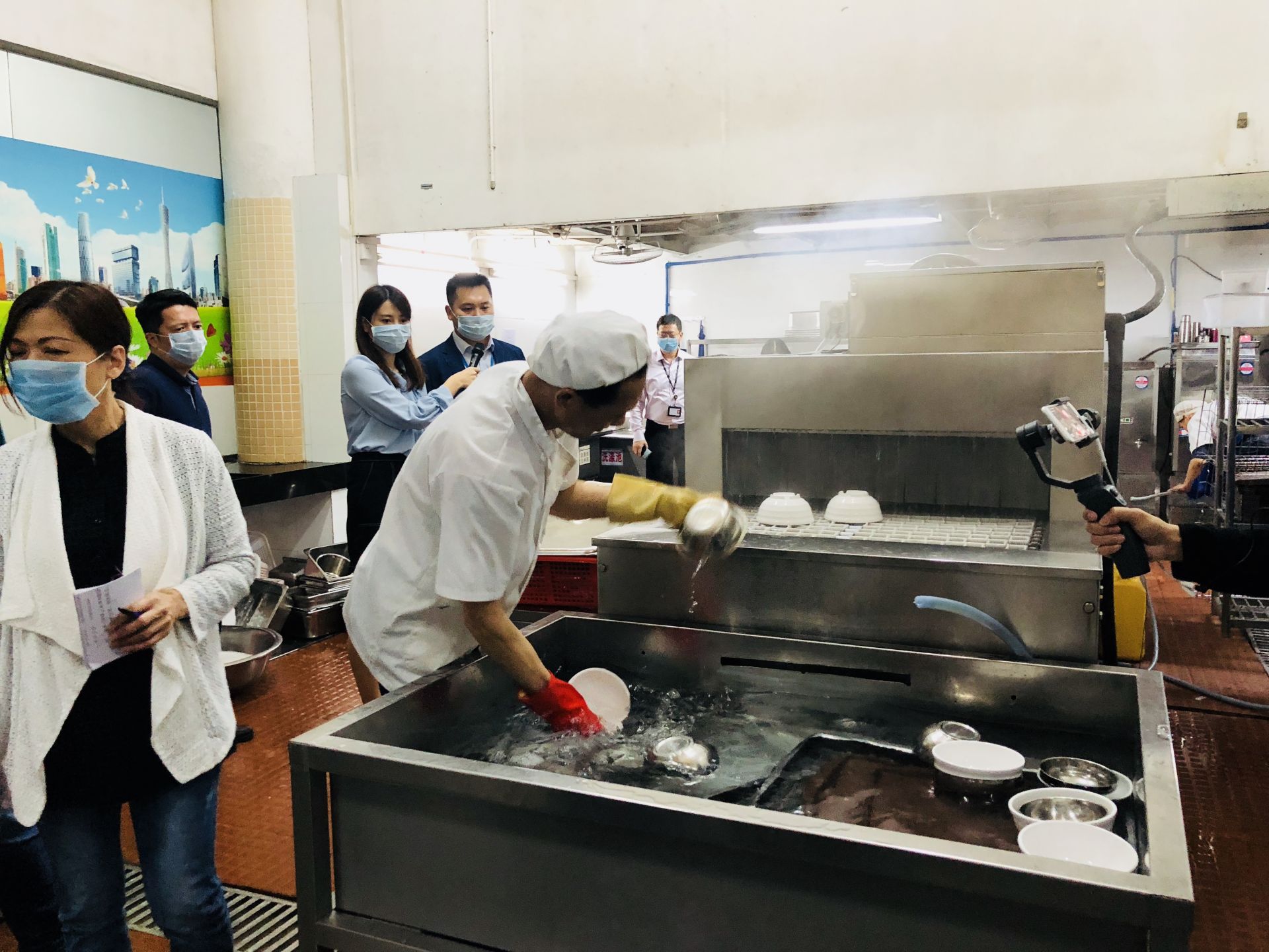广东校园食品安全检查和风险隐患排查100%全覆盖