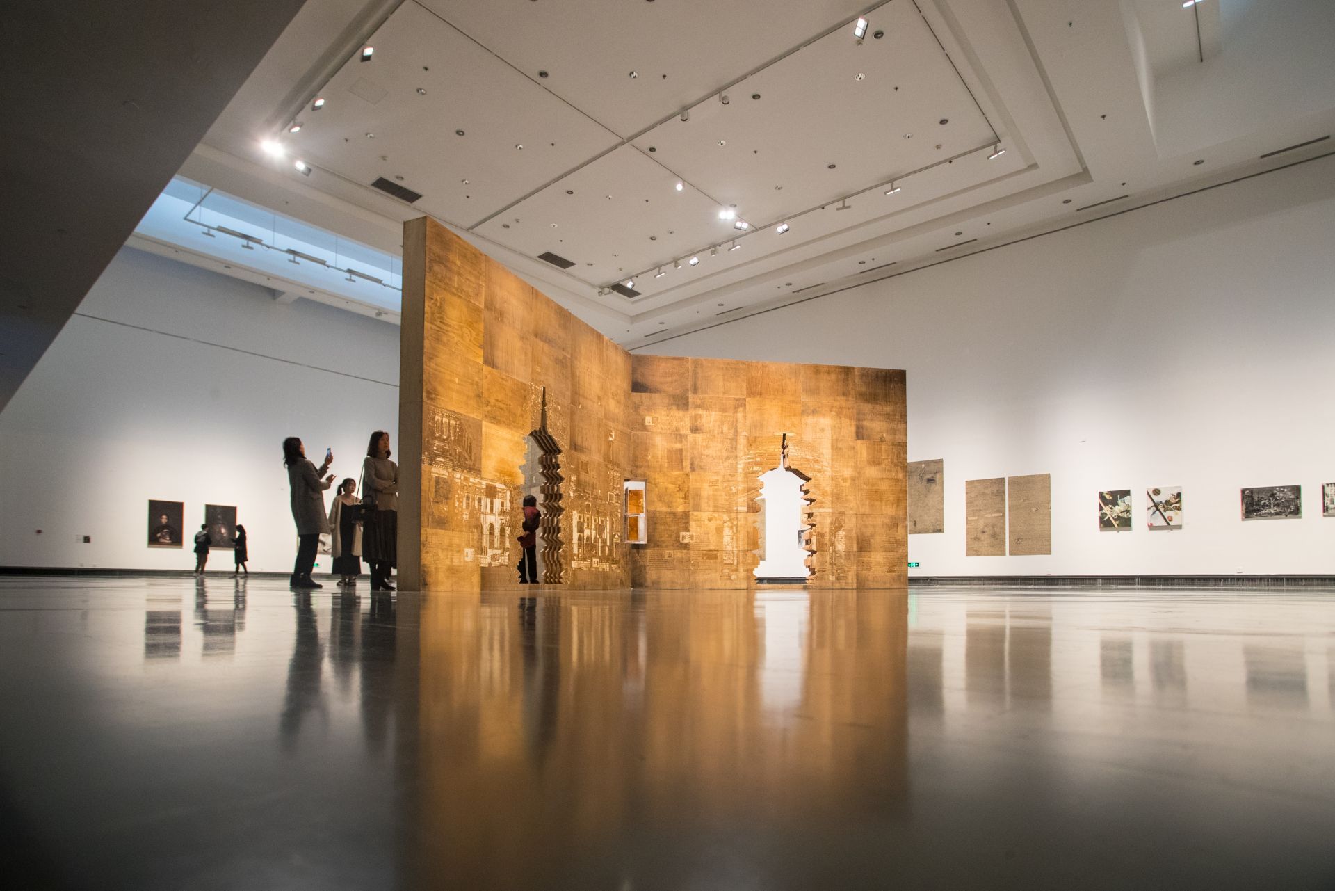 “东方来信”Inter－Youth国际高等艺术学院青年绘画展巡展开幕