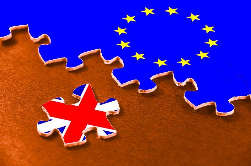 英国正式向欧盟提出推迟“脱欧”