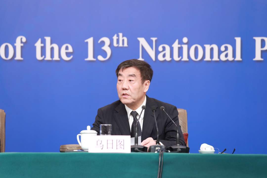 全国人大法工委：有关方面正研究起草房地产税法草案
