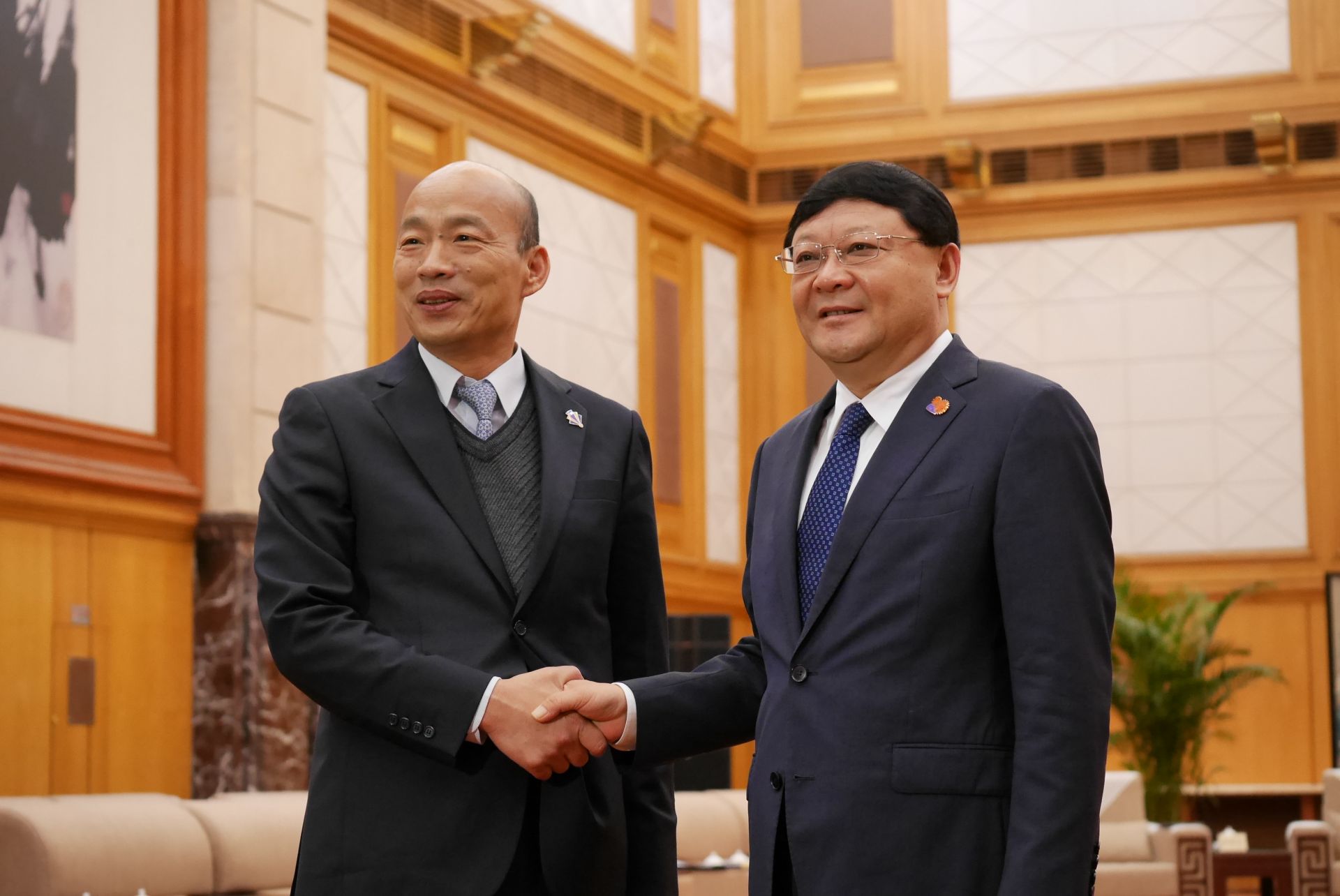 识圳 | 王伟中陈如桂会见高雄市长韩国瑜