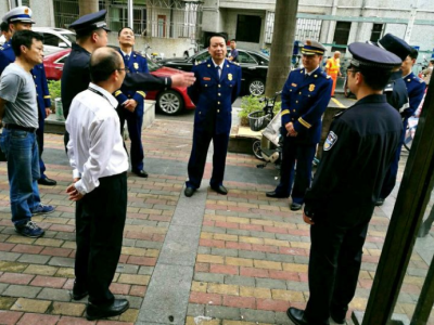广东省消防总队领导到街道督查消防安全工作
