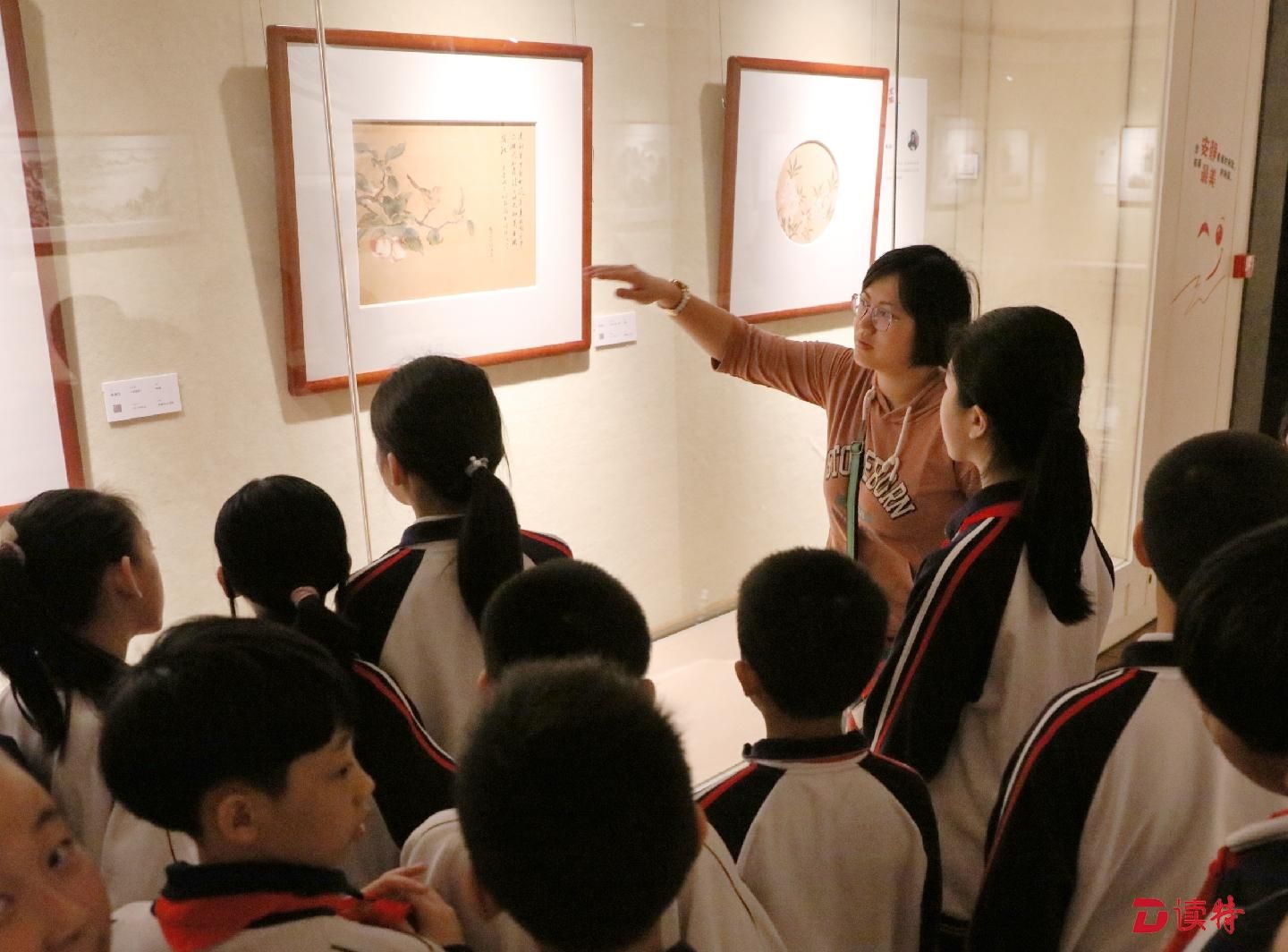 东莞39位小学美术教师作品在莞城展出  