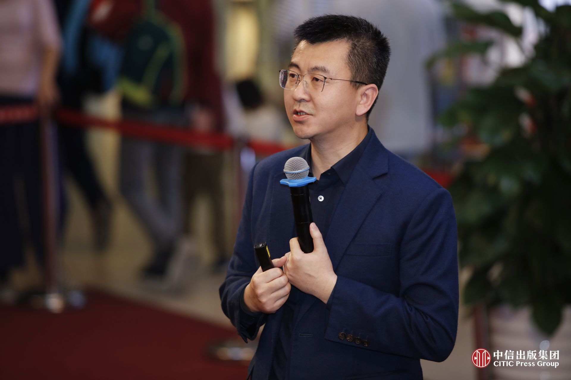 涂子沛携新书来深圳探讨：如何成为数据时代的高能个体？