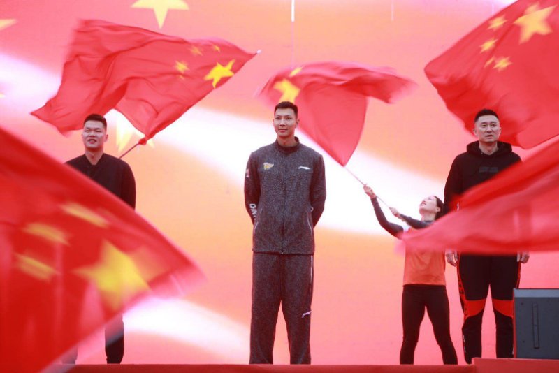 易建联携宏远全员助阵！东莞第二届市运会开幕