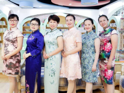 与美好同行！盐田学校女教师欢庆“三八”国际妇女节