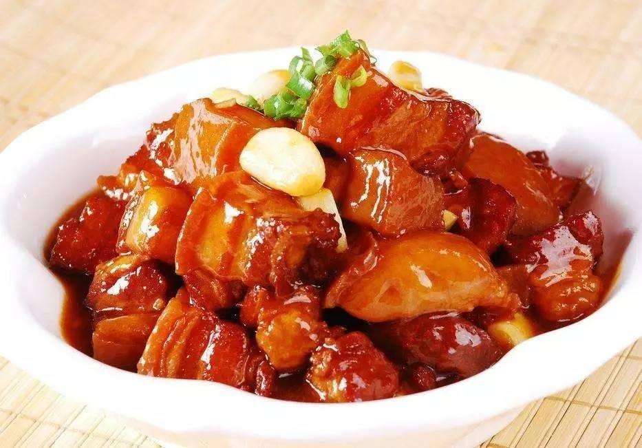 全身发黄竟是因为红烧肉！大妈差点开腹做手术