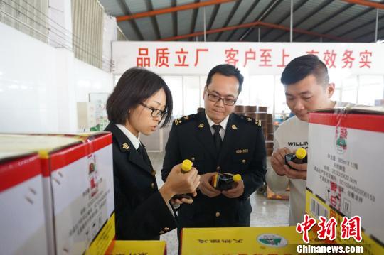广东侨乡名产揭阳酱油首次出口新加坡