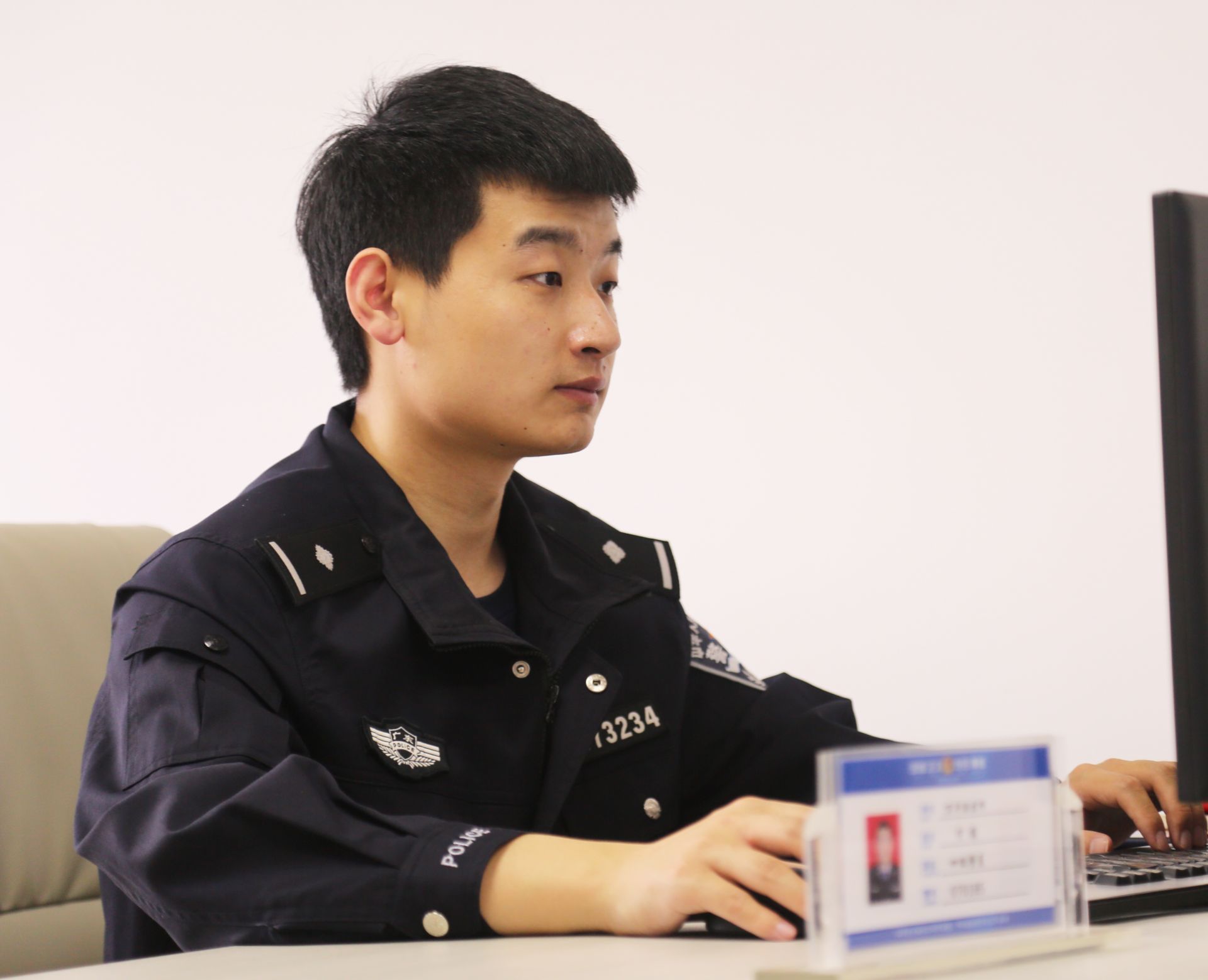 每日警星 | 方斌：扫黑除恶生力军