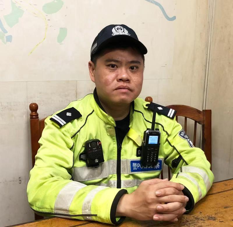 每日警星| 袁竣桦：辖区交通安全的“守护者”