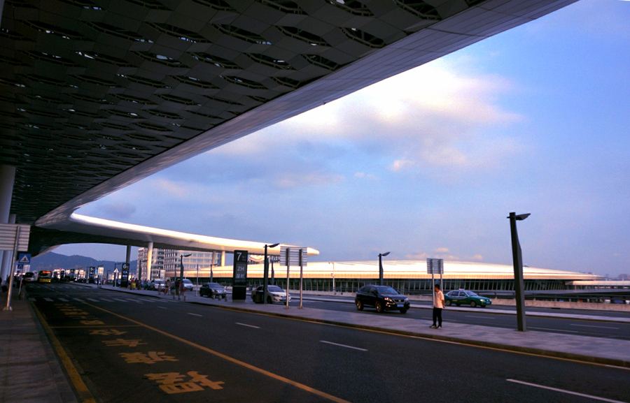 航线覆盖五大洲 深圳机场加快建设高质量国际航空枢纽