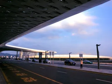 航线覆盖五大洲 深圳机场加快建设高质量国际航空枢纽
