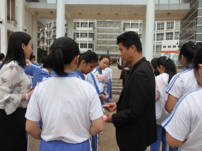 ​深圳市儿童青少年预防近视主题宣传启动