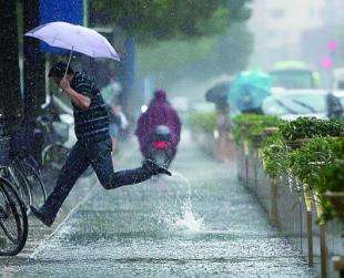 滚动 | 深圳取消暴雨橙色、大风黄色预警，市民仍需远离河道和危险边坡