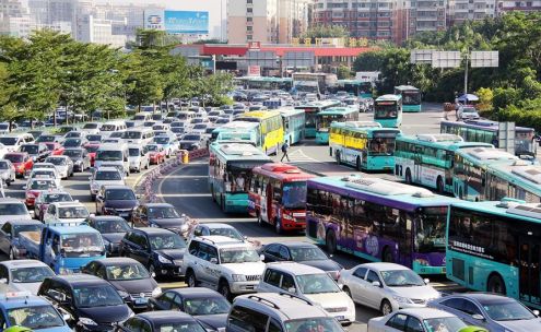 深圳交警发布五一假期出行预测 1日迎出程拥堵高峰