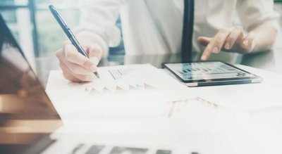 网贷行业“曙光”来了？ 专家提醒“以备促退”才是监管思路