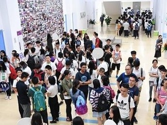 广东实行高校毕业生择业期政策 期内待遇等同应届生