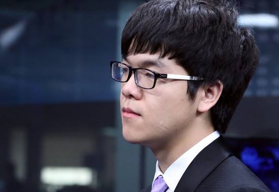 17天11战，柯洁棋圣战逆转险胜