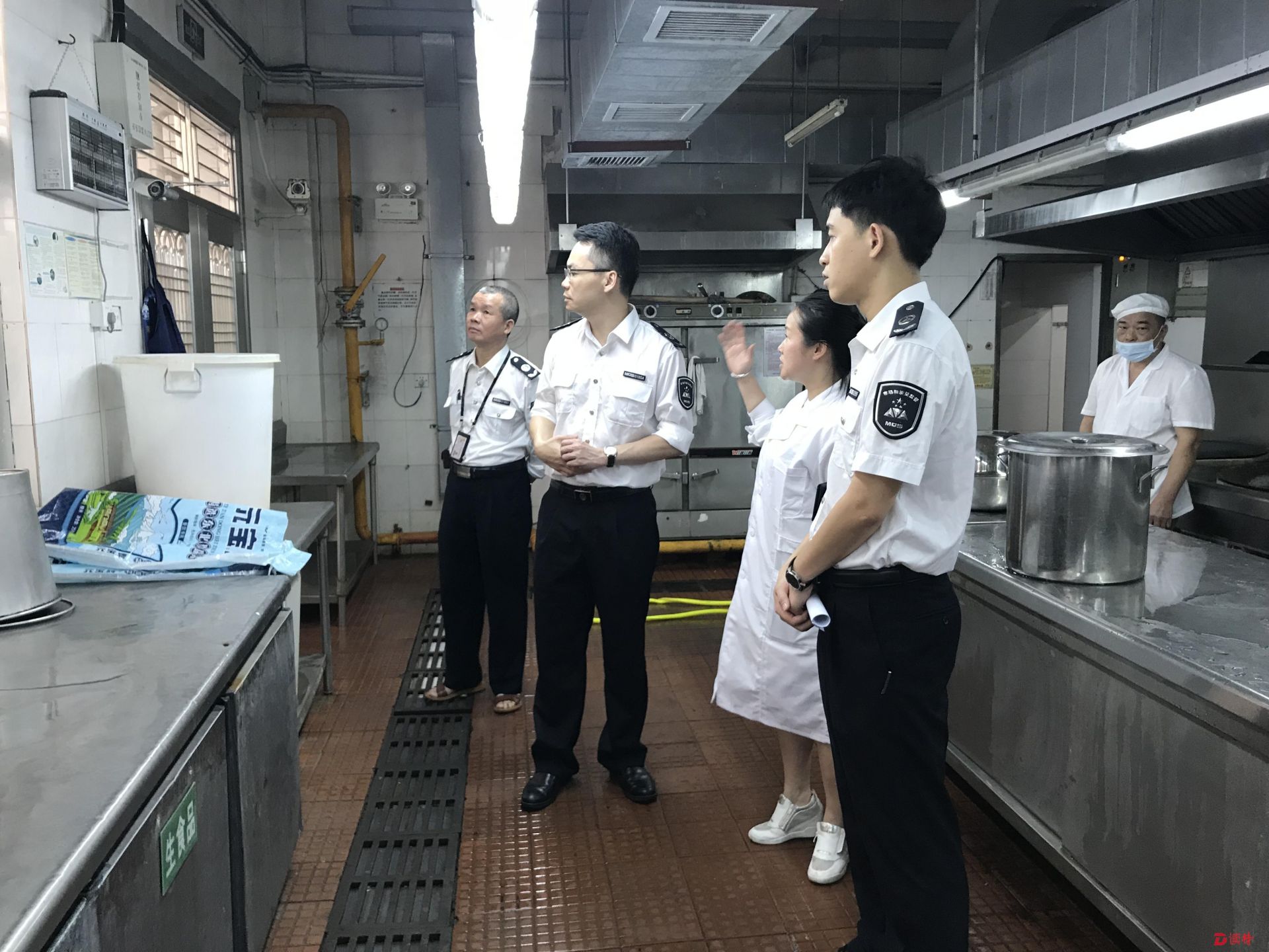 罗湖启动“学校食品安全”检察公益诉讼专项执法行动  
