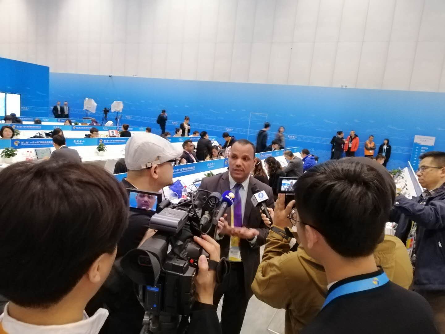 外国媒体记者纷纷点赞第二届“一带一路”国际合作高峰论坛