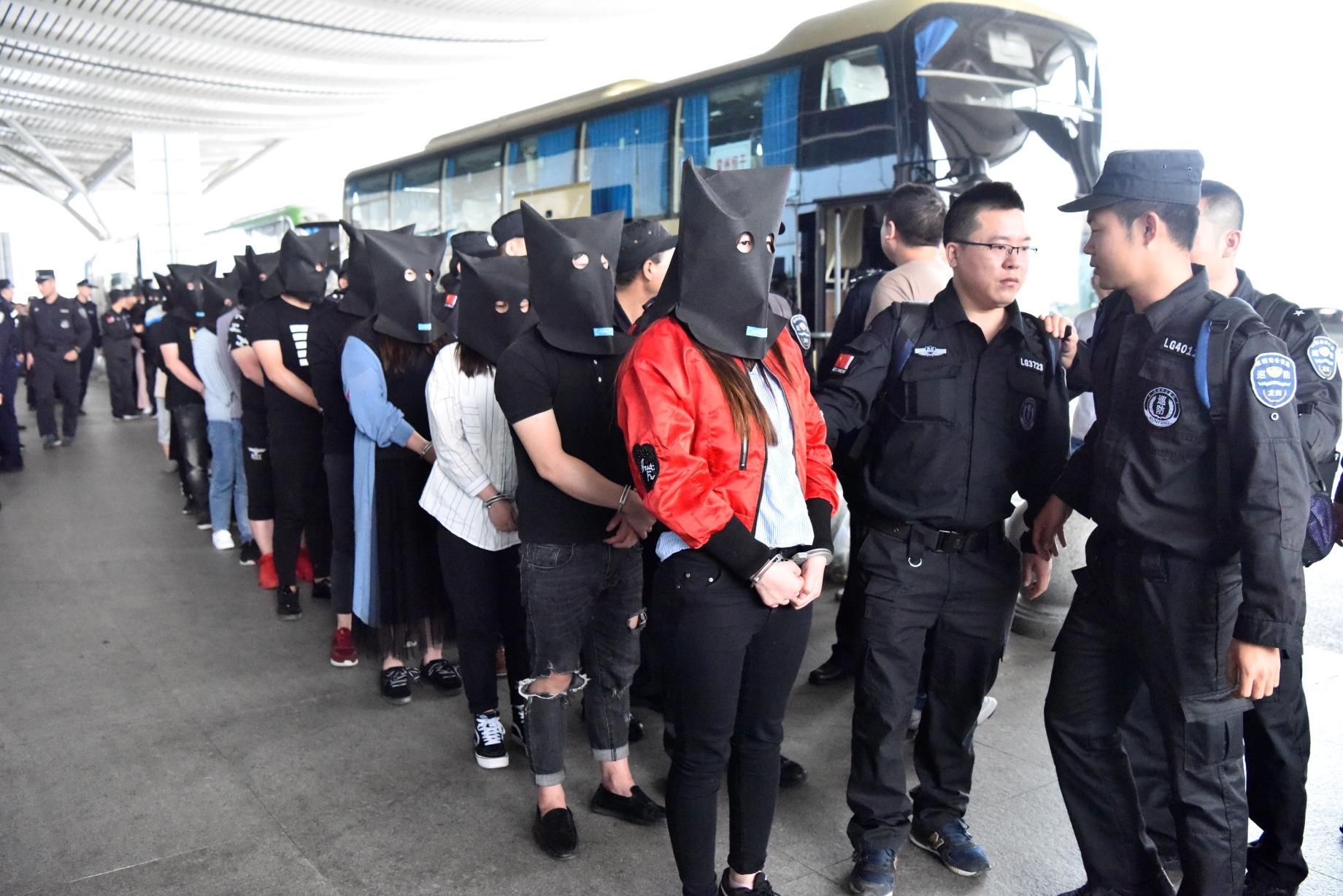 抢劫牵出案中案！龙岗警方打掉一网络赌博诈骗团伙