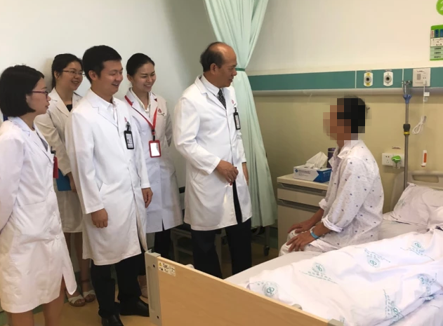 六旬高血压老伯差点失明……中山七院眼科主任讲那些关于眼睛的事