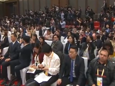习近平在第二届“一带一路”国际合作高峰论坛记者会上的讲话 （全文）