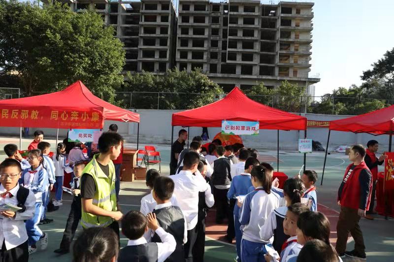 国家安全广宣传！龙岗区多形式开展国家安全普法活动