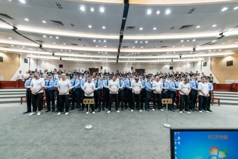 目前为止被告人数最多！宝安区法院公开宣判一起重点督办涉黑案件