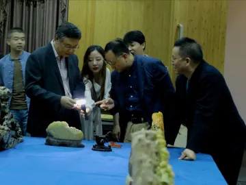 16件珍贵国石精品将于本届文博会拍卖 爱心善款捐赠深圳对口扶贫地区