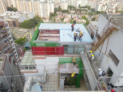 消除安全隐患 南湾街道打通消防通道300余条  