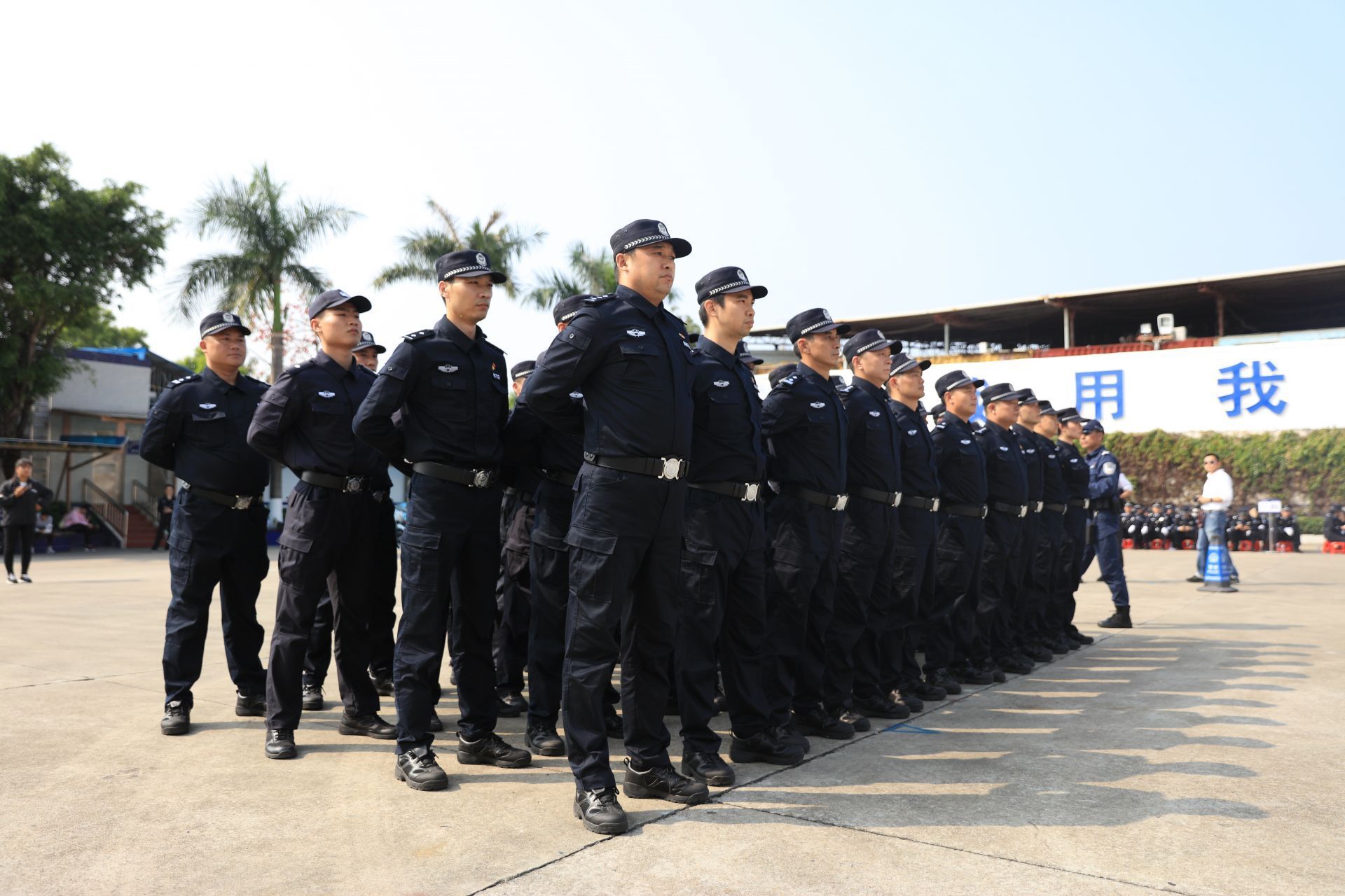 识圳︱市委国家安全委员会召开第一次全体会议