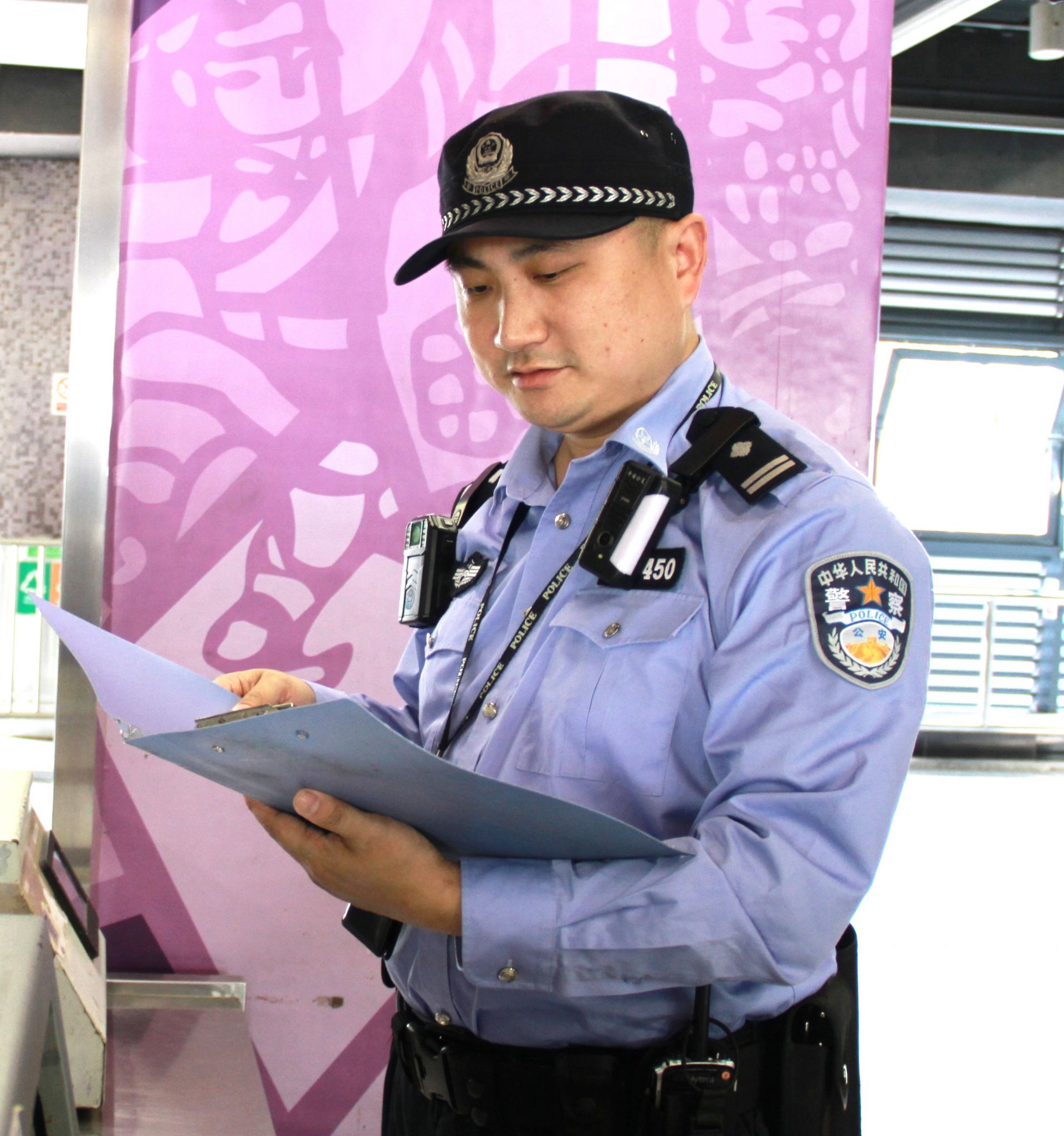 每日警星丨吴昉：做好地铁站区的守护者