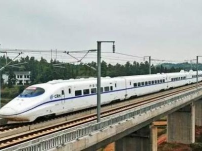 武汉至深圳拟新建高铁，途经江西距离更近、时间缩短半个小时