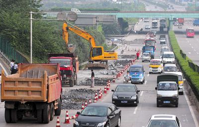 深圳拟出台道路挖掘管理新规