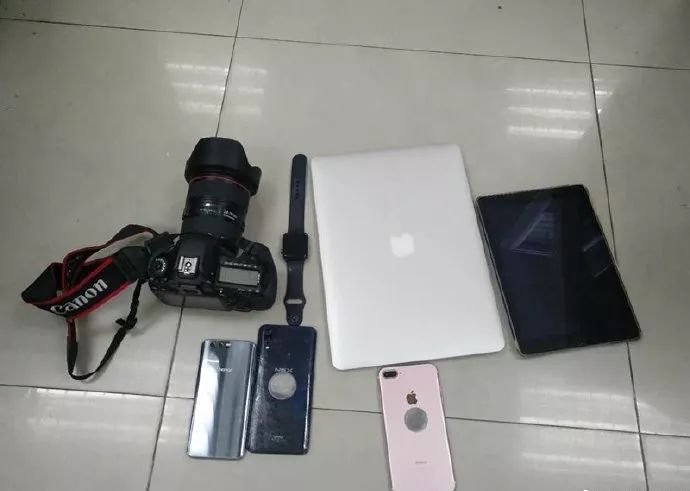 第一次见网恋女友应该选在哪里？警察蜀黍：派出所咋样？
