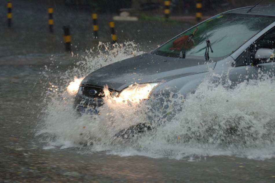 雨季注意交通安全！深圳这几处易积水路段请绕行