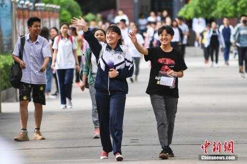 各地高考成绩今起陆续公布，填报志愿时这些要了解