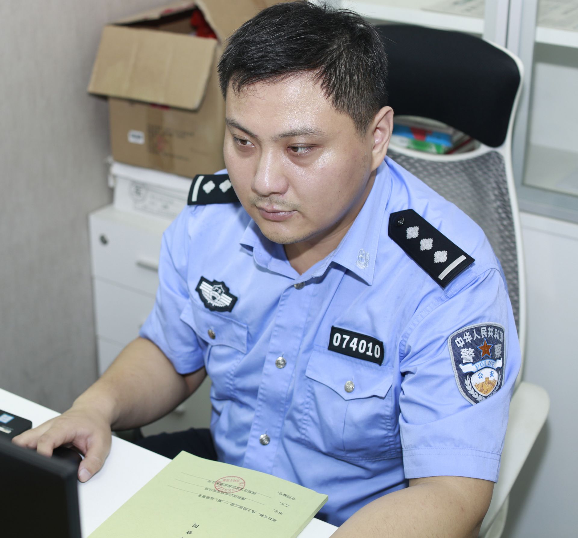 每日警星｜戴乐：“警队千里眼”的护理师