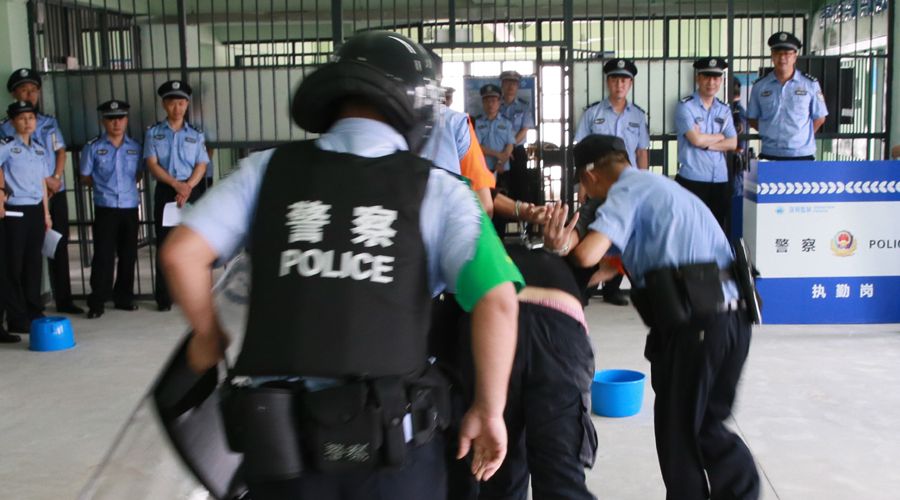 广东首个监狱警察实战训练基地在深圳投入使用