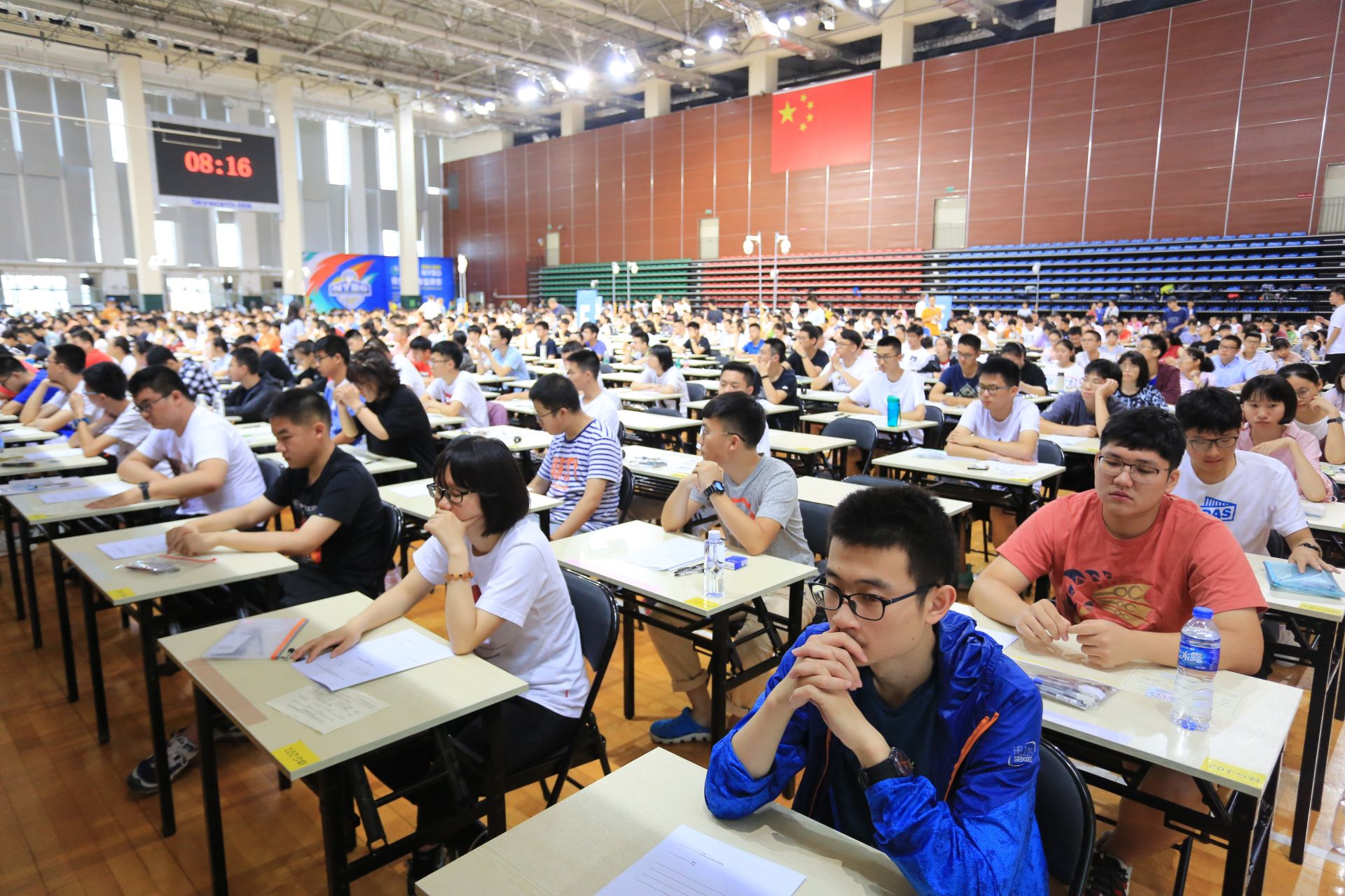 1368名考生参加深北莫综合测评，新生奖学金最高30万元！