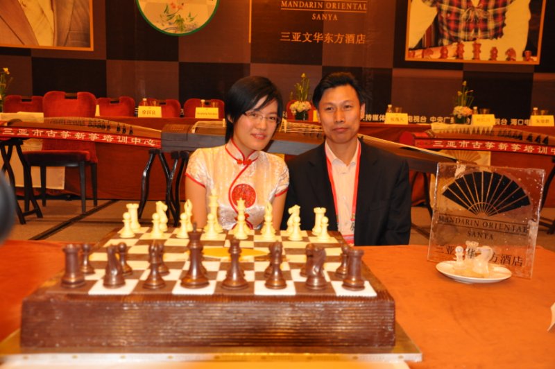 “缘”来，是国象——记儋州特级大师超霸战创始人之一刘月清 