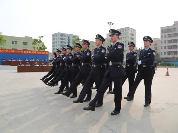 全省公安工作会议在广州召开  推动新时代广东公安工作开创新局面
