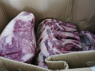 深圳海关当场截获1吨未经检疫日本冻牛肉