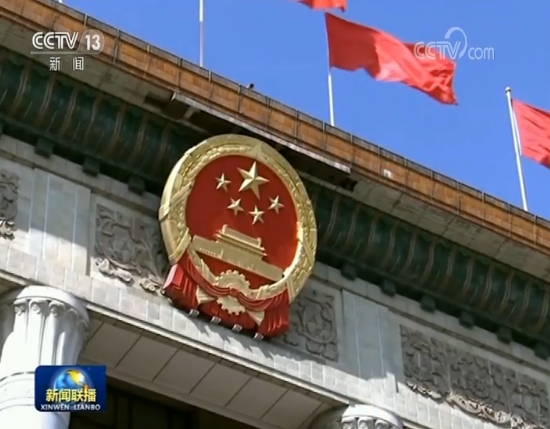 中流击水越险滩 扬帆破浪再启航